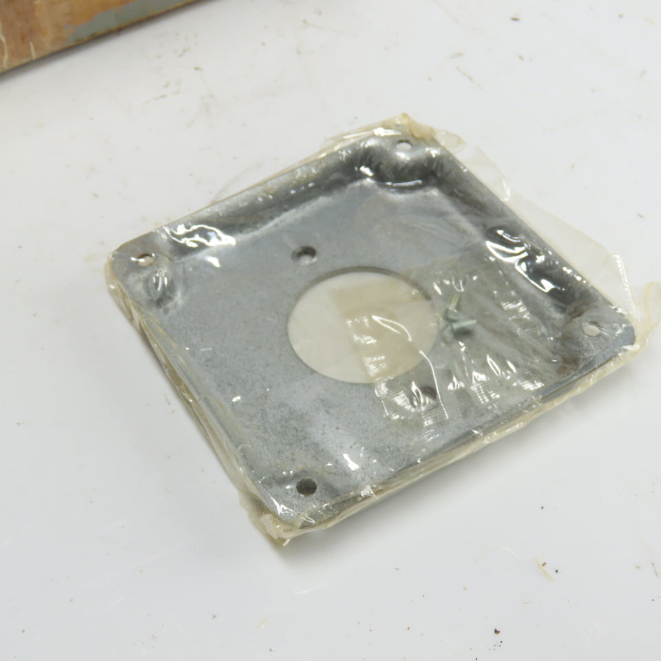 Mulberry 11421 4" Square Box Cover 1/2" Raise 20A 1.62" Dia. Receptacle Lot/45