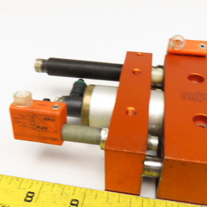 Meto-Fer 30mm Bore 22mm Stroke Pneumatic Linear Slide Actuator