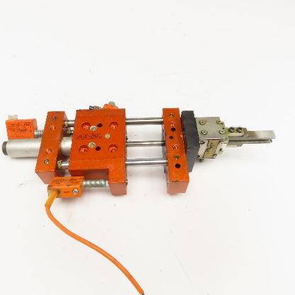 Meto-Fer 15mm Bore 50mm Stroke Pneumatic Linear Slide Actuator Parallel Gripper