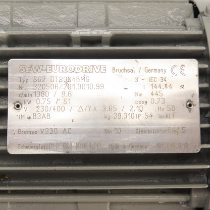 SEW-Eurodrive 0.75kW Dual Shaft Gear Motor & Reducer 230V 50HZ 9.6RPM W/ Brake