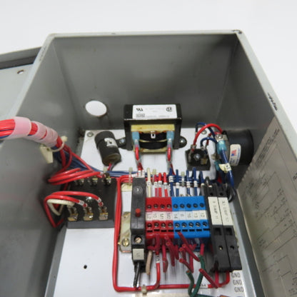 Rite-Hite 8319 Dok-Lok Vehicle Restraint Control Box 120V 1Ph 60Hz