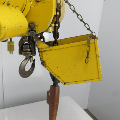 Budgit 318090-1 1/8 Ton 250Lb Electric Chain Hoist 115V 1Ph 32FPM 10' Lift