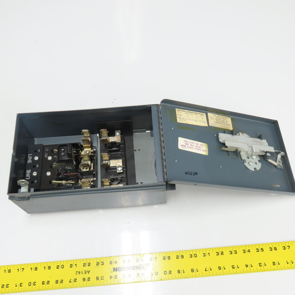 General Electric QMR36I 30A Fusible Interrupter Switch 3 Pole 600VAC