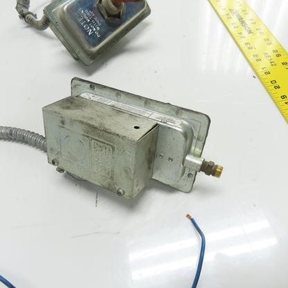 Cleveland Controls AFS-A Control Pressure Switch 300VA Pilot Duty At 120-277VAC