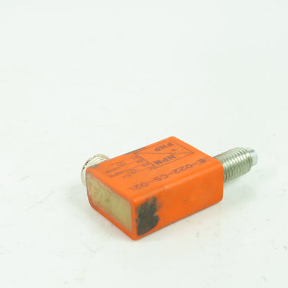 Meto-Fer QE-022-CS-02L Proximity Switch 4-Pin