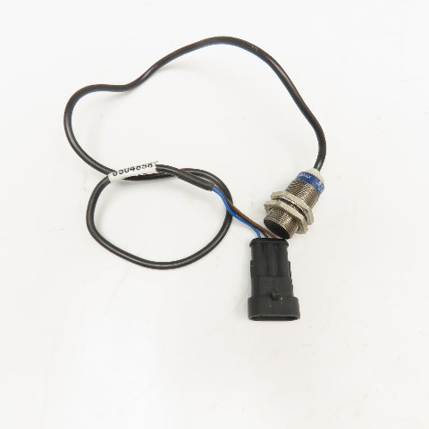 Telemecanique XS118B3PAL2 12-24V DC Proximity Sensor