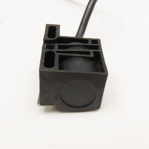 Telemecanique XS4P18PA340 12-24V DC Proximity Sensor With Bracket