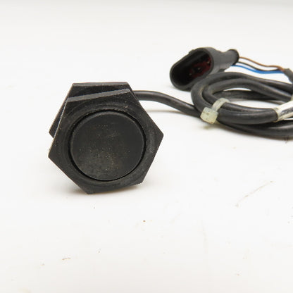 Telemecanique XS4P18PA340 12-24V DC Proximity Sensor