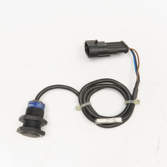 Telemecanique XS4P18PA340 12-24V DC Proximity Sensor