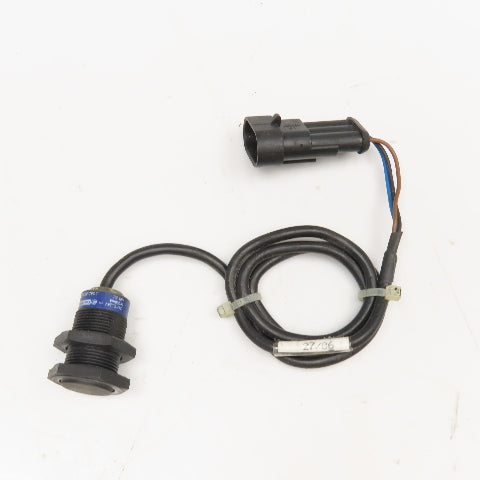 Telemecanique XS4P18PA340 12-24V DC Proximity Sensor