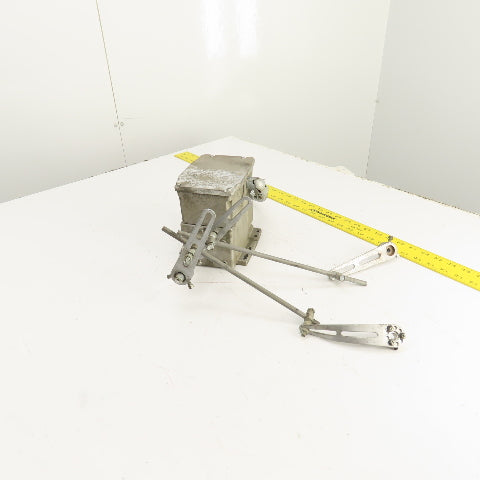 Honeywell M9174C1025 Modutrol IV Actuator Motor 120V 90 Stroke (Deg) 30-60 Sec