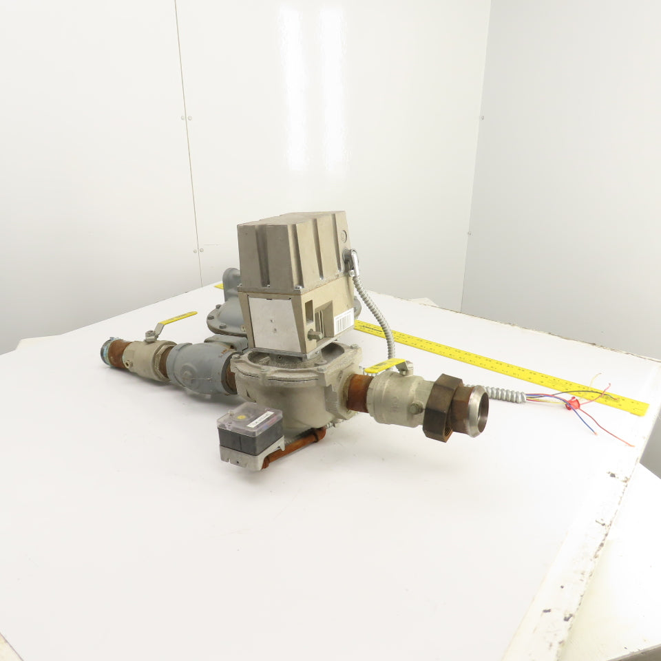 Honeywell V4055D 1019 120V G-LP Gas Valve Actuator W/ Sensus 243-12 Regulator
