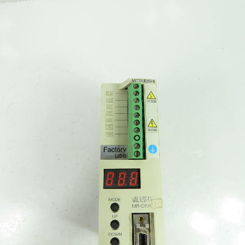 Mitsubishi MR-C10A-UE AC Servo Drive 100W Input: 1.5A 200-230V Output:170V 0.85A
