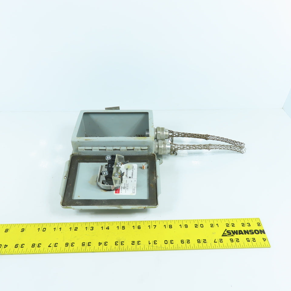 Hoffman 6"x4x 3" Type 12 Steel Electrical Enclosure Pendant W/ 2-Position Switch