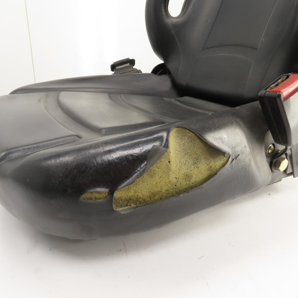 Linde E15S Electric Forklift Vinyl Seat & Safety Belt