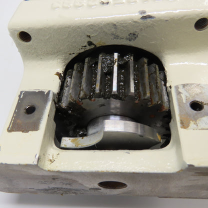 Cyclo Drive CNVM02-5085-B-35 0.2KW Induction Gearmotor 35:1 Ratio 3Ph 200/220V
