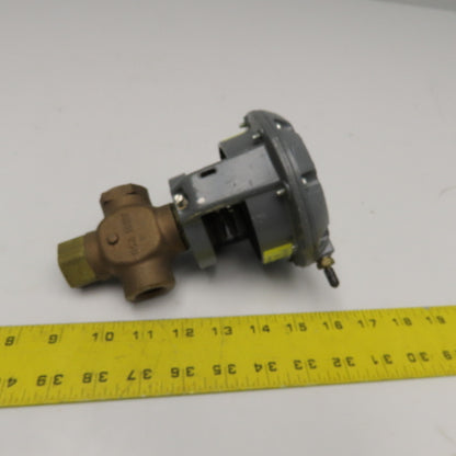 Johnson Controls V-3000-1 1/2" NPT Bronze 3 Way Air Switching Valve 25PSI