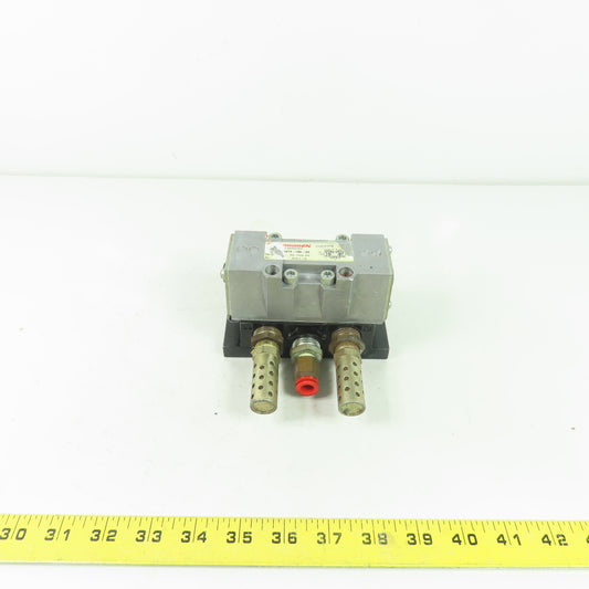 Norgren SXP9674-180-00 5/3 Way Pneumatic Solenoid Valve 1/2" NPT