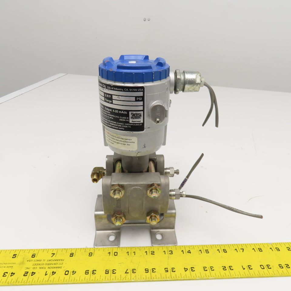 Barton FHCF-33V4-ADCYY-AA 0-12 in/wc Flow Transmitter 1/4" NPT