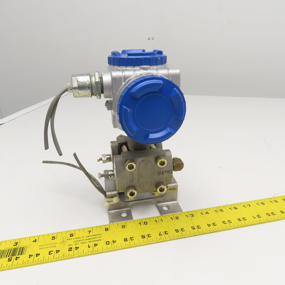 Barton FHCF-33V4-ADCYY-AA 0-12 in/wc Flow Transmitter 1/4" NPT