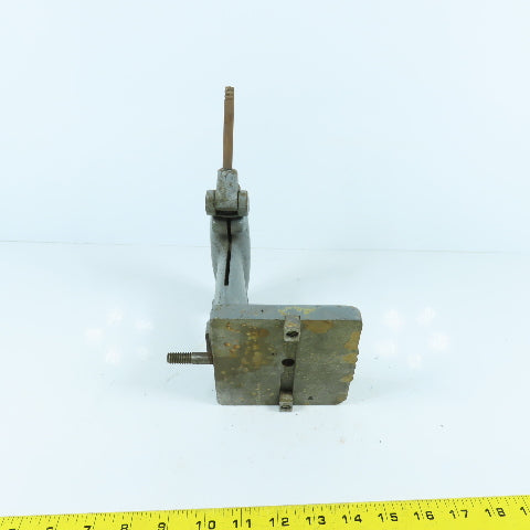 Delta Milwaukee SCG152 Bench Center Tailstock For T-Slot Table