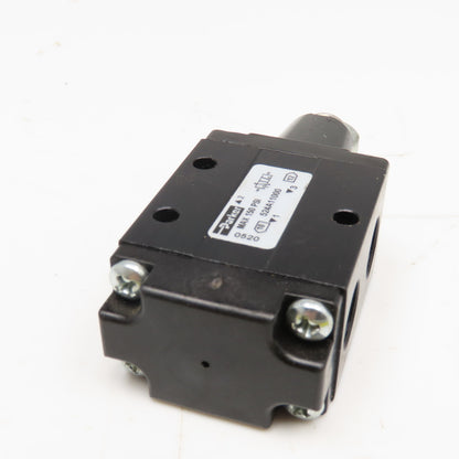 Parker 524A11000 3/2 Position Cam Roller Pneumatic Limit Switch Valve