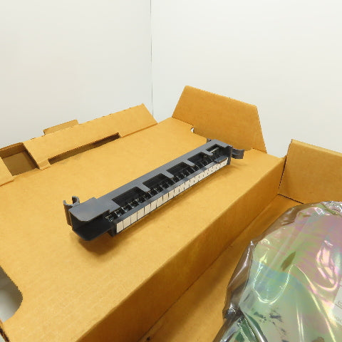 Allen Bradley 1771-OAD Ser B 12 To 120VAC Output Module (Very Clean W/ Box)