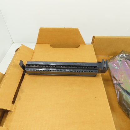 Allen Bradley 1771-OAD Ser B 12 To 120VAC Output Module (Very Clean W/ Box)
