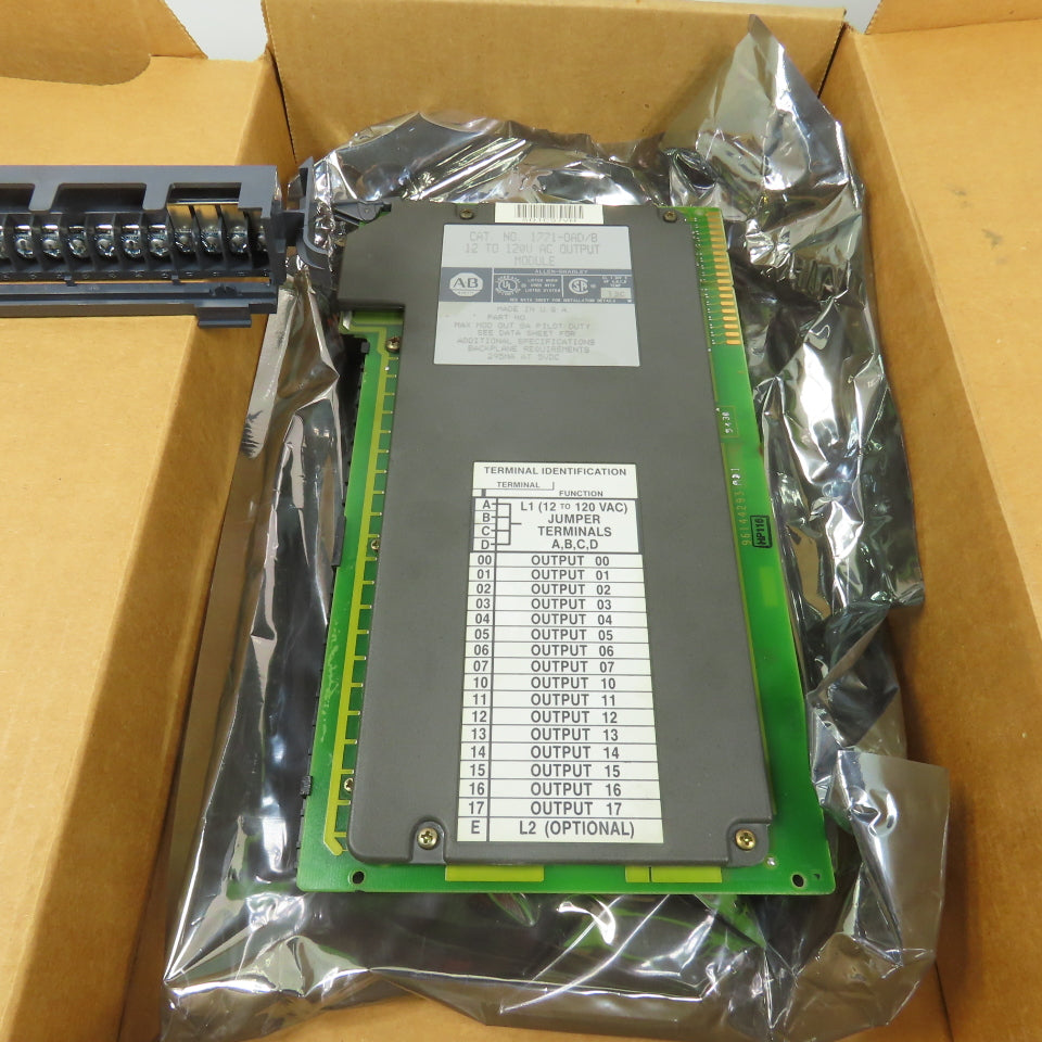 Allen Bradley 1771-OAD Ser B 12 To 120VAC Output Module (Very Clean W/ Box)