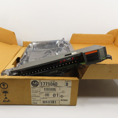 Allen Bradley 1771-OAD Ser B 12 To 120VAC Output Module (Very Clean W/ Box)