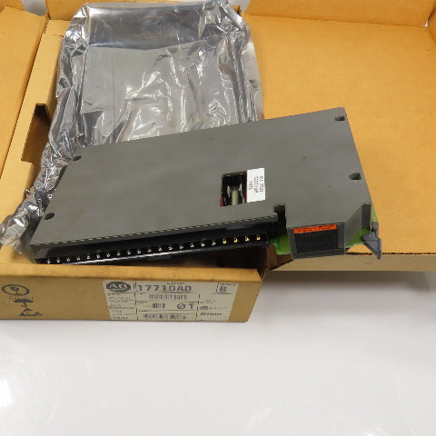 Allen Bradley 1771-OAD Ser B 12 To 120VAC Output Module (Very Clean W/ Box)