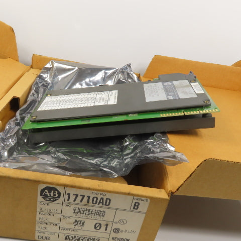 Allen Bradley 1771-OAD Ser B 12 To 120VAC Output Module (Very Clean W/ Box)