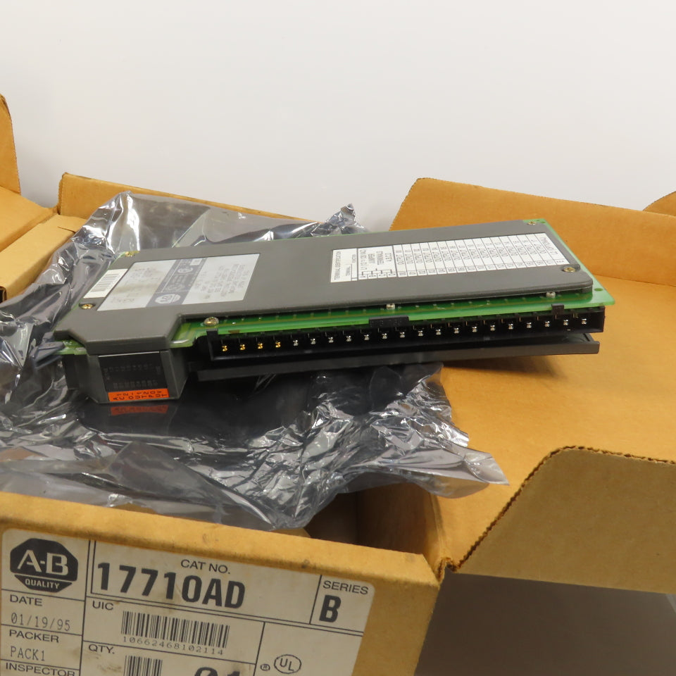 Allen Bradley 1771-OAD Ser B 12 To 120VAC Output Module (Very Clean W/ Box)