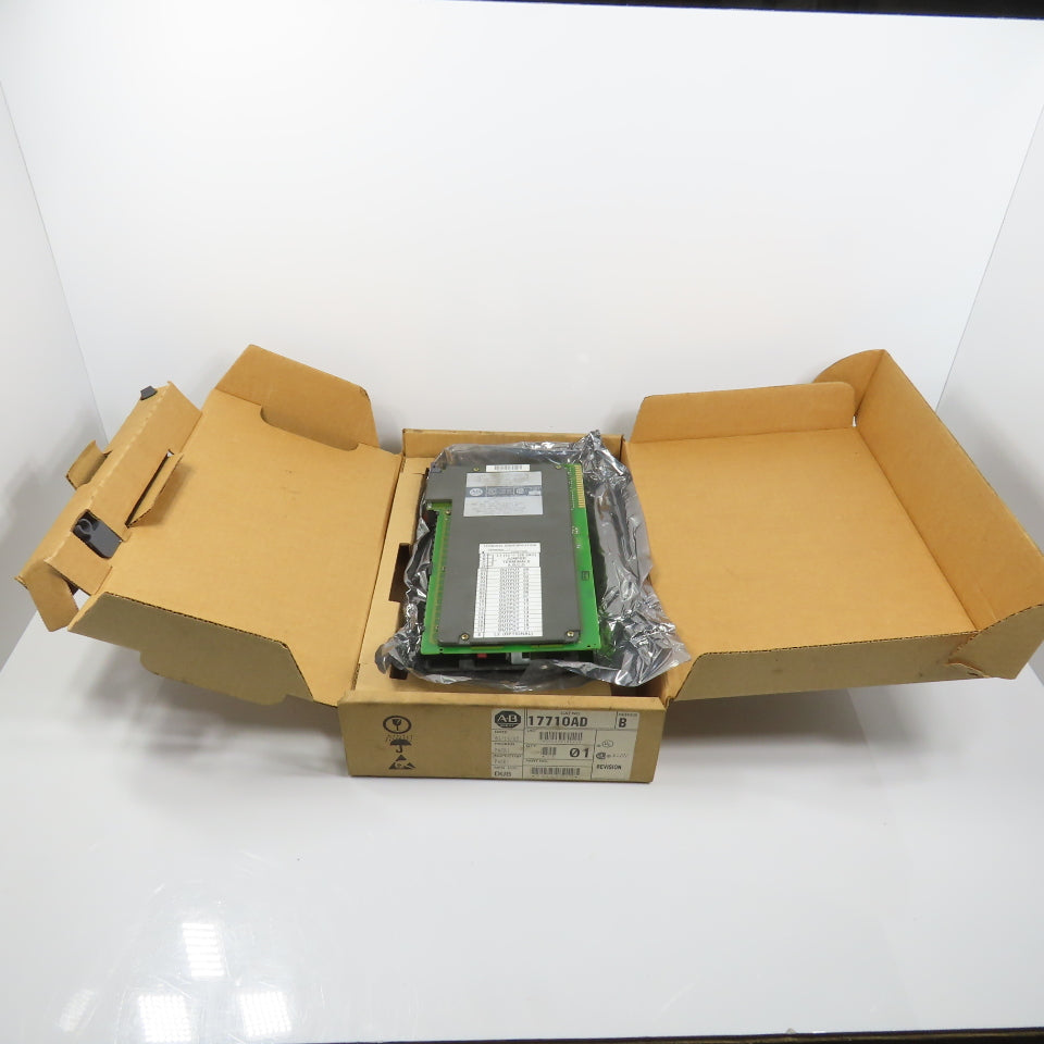 Allen Bradley 1771-OAD Ser B 12 To 120VAC Output Module (Very Clean W/ Box)