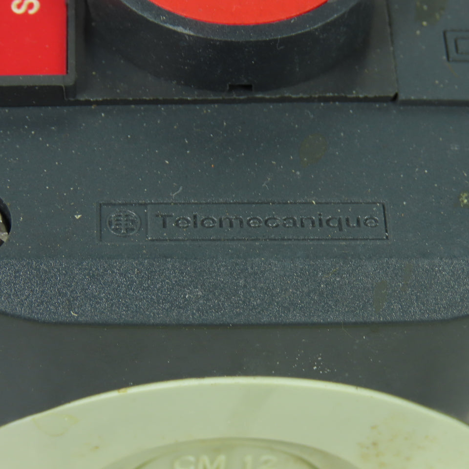 Telemecanique 2-Staion Start/Stop Pushbutton Control Board Panel 16-1/8"x 5-3/4"