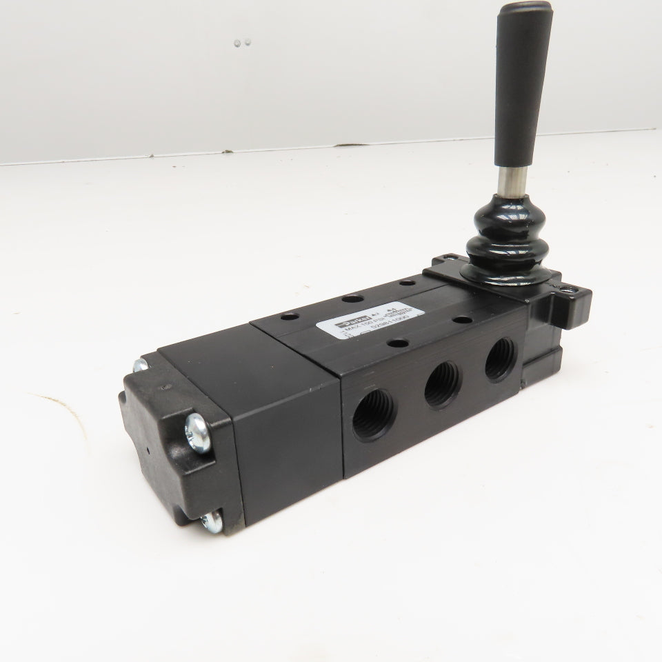 Parker 529811000 5/3 Position Manual Pneumatic Directional Spool Valve 1/4" NPT