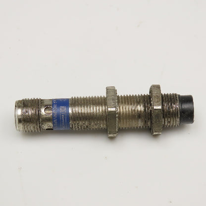 Telemecanique XS2M12KP340D Inductive Proximity Sensor 12-24VDC