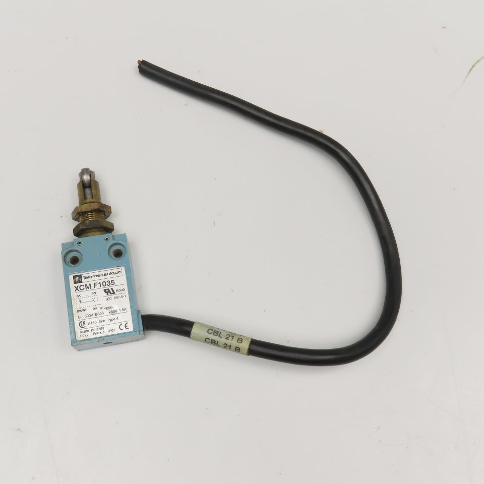 Telemecanique XCM F1035 Cam Roller Snap Action Limit Switch 500V