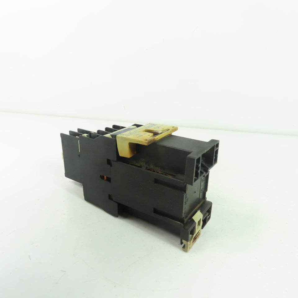 Telemecanique CA3 DN40 10A 600VAC Control Relay 24VDC Coil W/ LAD11
