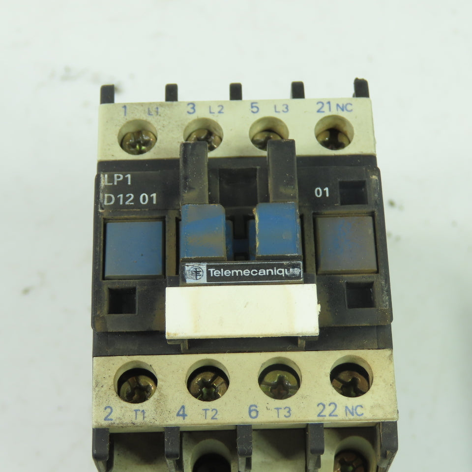 Telemecanique LP1 D1201 25A 600VAC Contactor 24VDC Coil W/ LA1 DN04