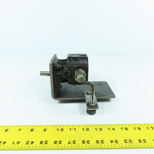 John S Barnes 4F653A Hydraulic Pump 1/2" Shaft