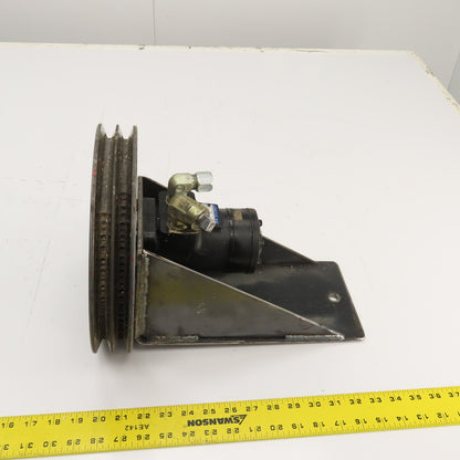 Char-Lynn 101 100 009 Bi-Directional Hydraulic Motor 1" Shaft 969RPM W/ Pulley