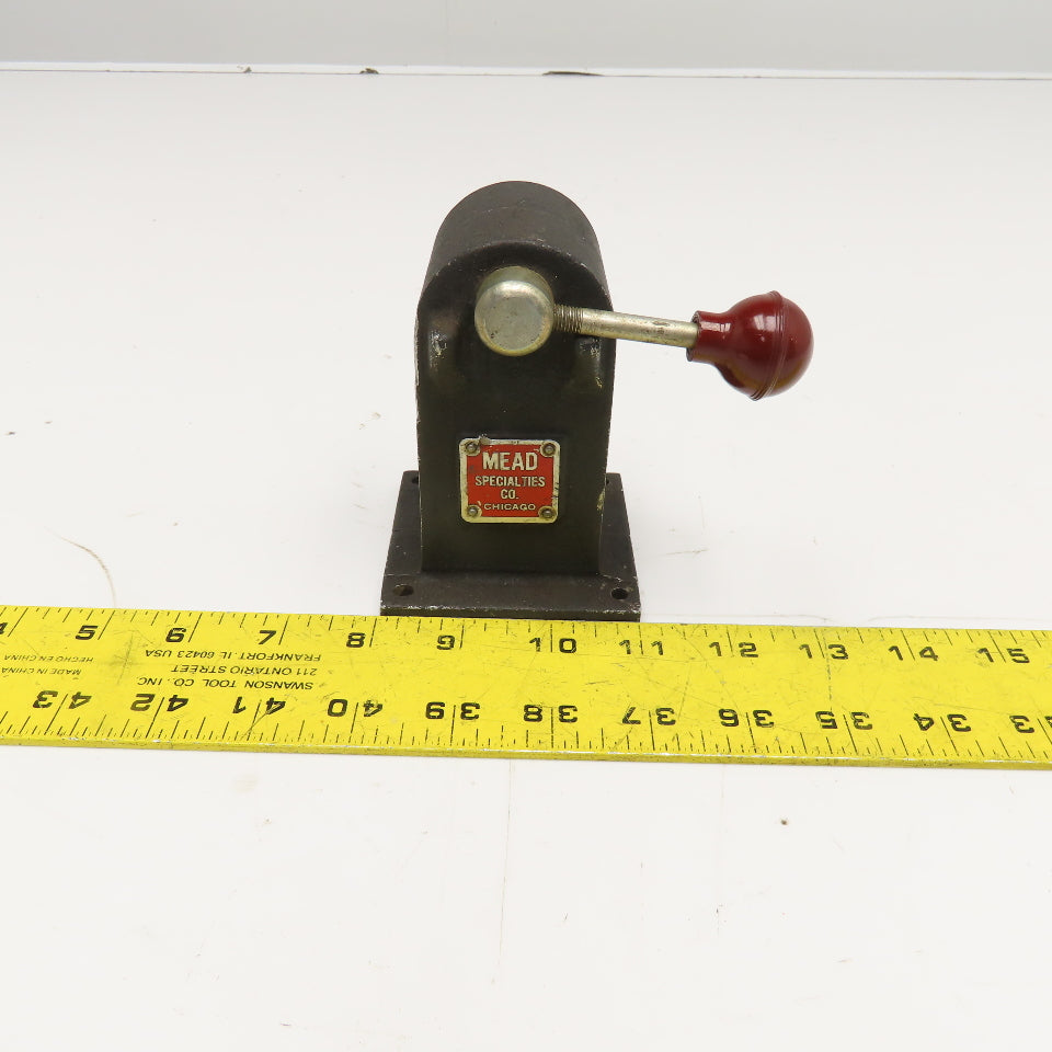 Mead Specialty Co. 3 Port 2 Position Manual Directional Air Valve 1/4" NPT
