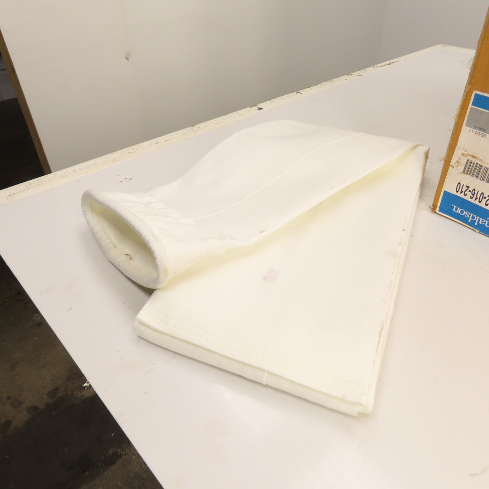 Donaldson Torit P030662-016-210 Dura-Life 4.85" x 99.13" L Filter Bags Lot Of 40
