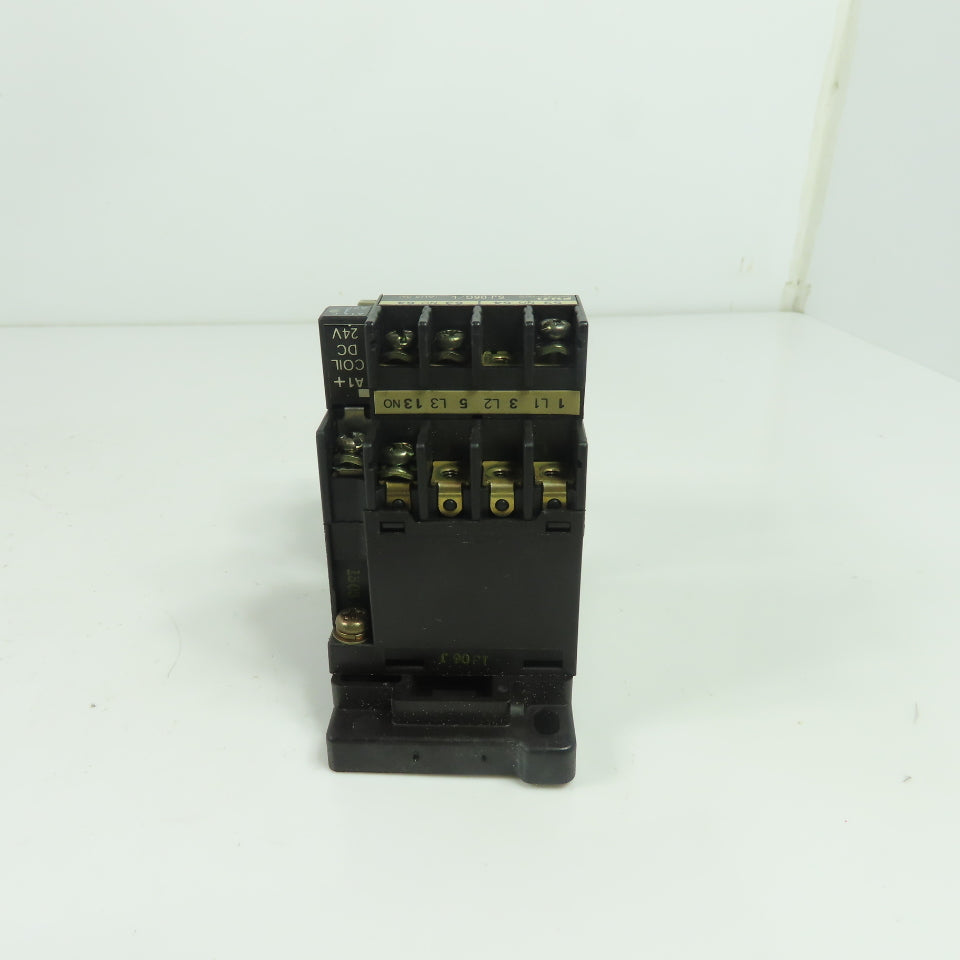 Fuji SJ-06G/L Magnetic Contactor 2.2KW 15A 24VDC Coil W/ TR-0 Overload Relay