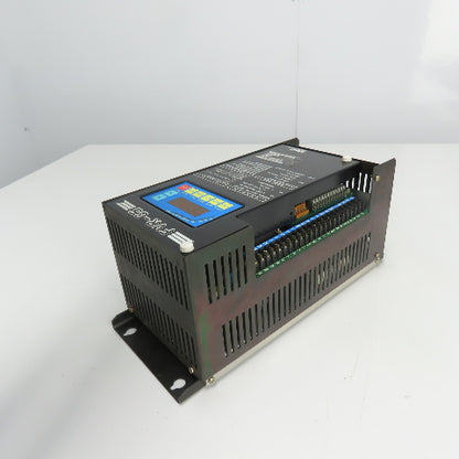 Fuji FVR008G5B-2 Variable Frequency AC Drive 200-230V 5A