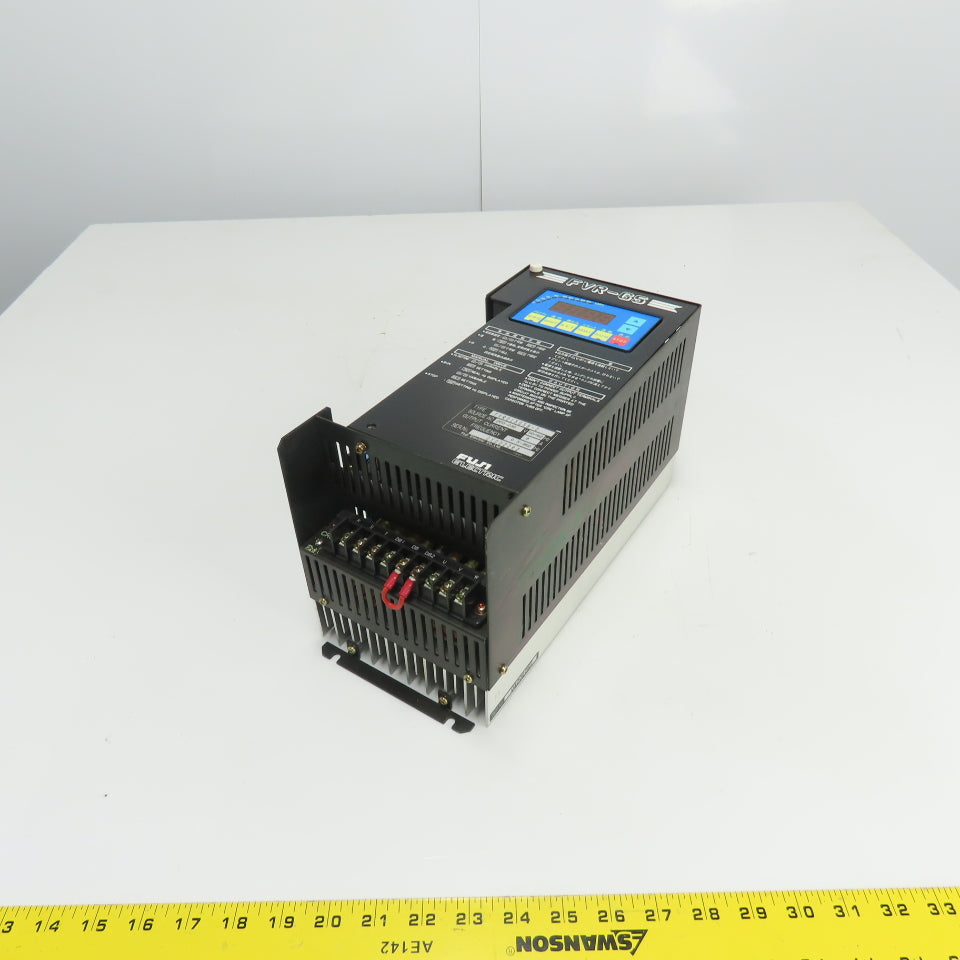 Fuji FVR015G5B-2 Variable Frequency AC Drive 200-230V 8A 50/60Hz
