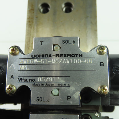 Rexroth 4WE6W-51-M0/AW100-00 2 Hydraulic Directional Valve W/ Manifold Block