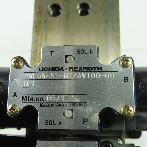 Rexroth 4WE6W-51-M0/AW100-00 2 Hydraulic Directional Valve W/ Manifold Block