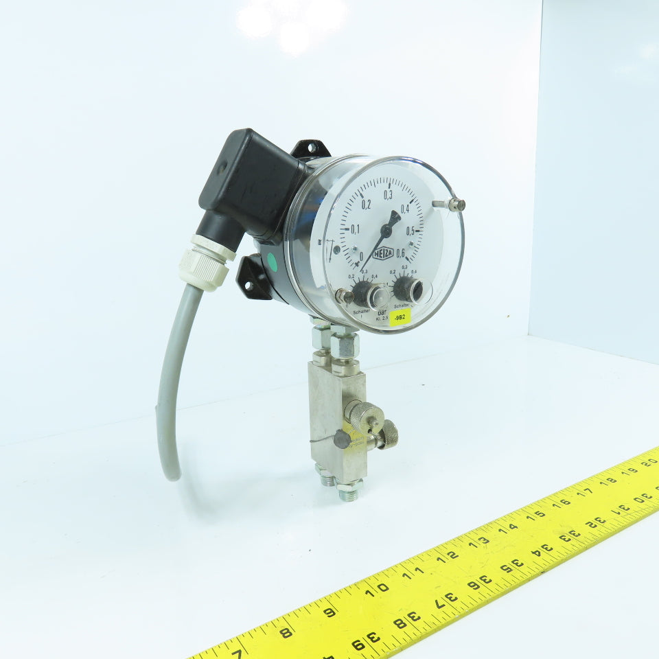 Fischer DS2100A21BK0000U0501 Differential Pressure Measuring & Switching Device